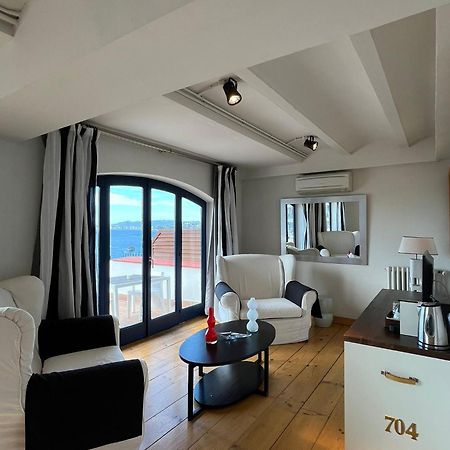 Hotel Trias Palamos Bagian luar foto