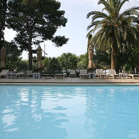 Hotel Trias Palamos Bagian luar foto