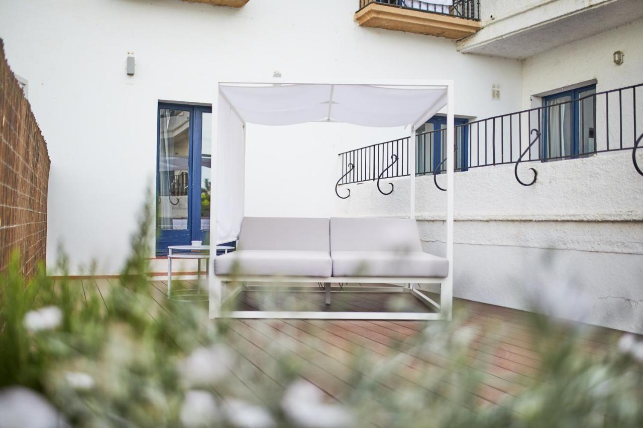 Hotel Trias Palamos Bagian luar foto
