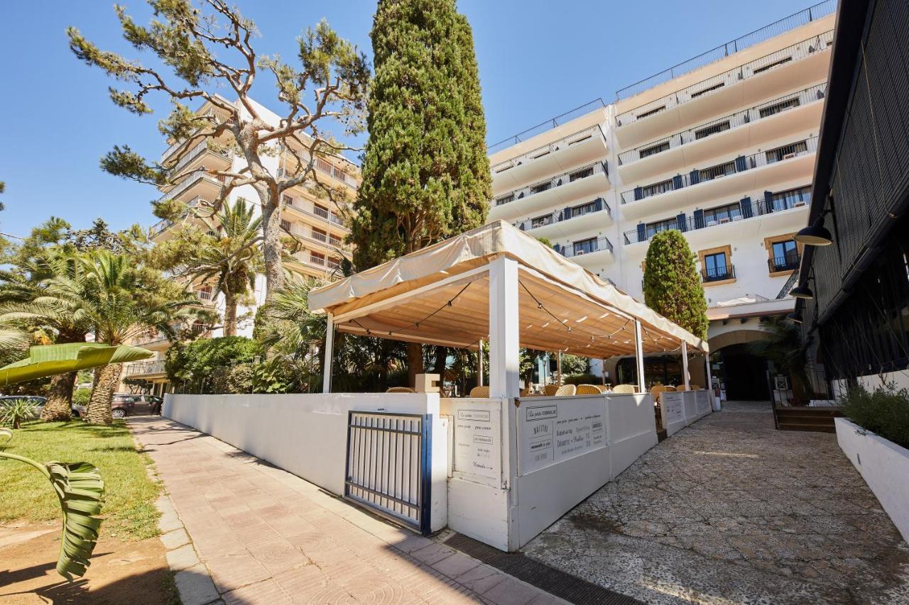 Hotel Trias Palamos Bagian luar foto