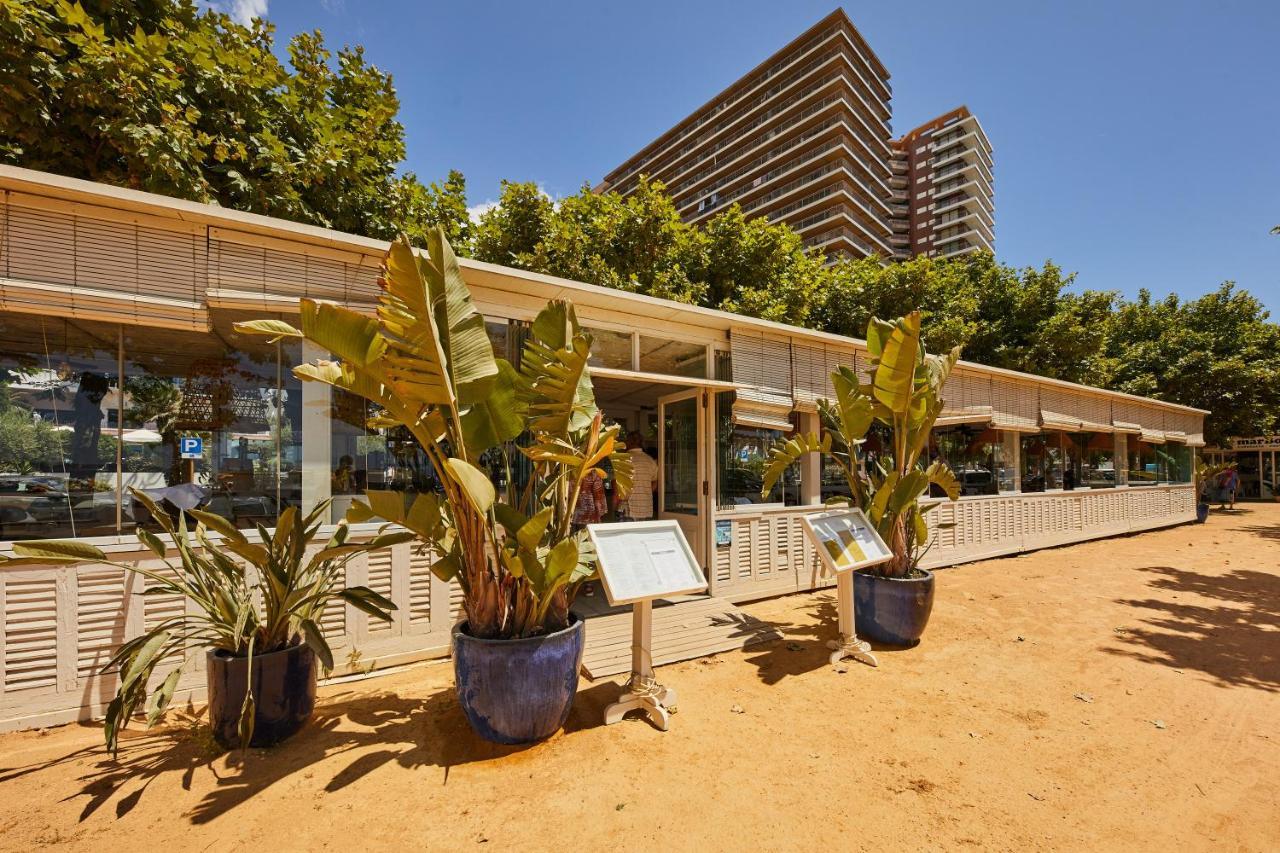 Hotel Trias Palamos Bagian luar foto