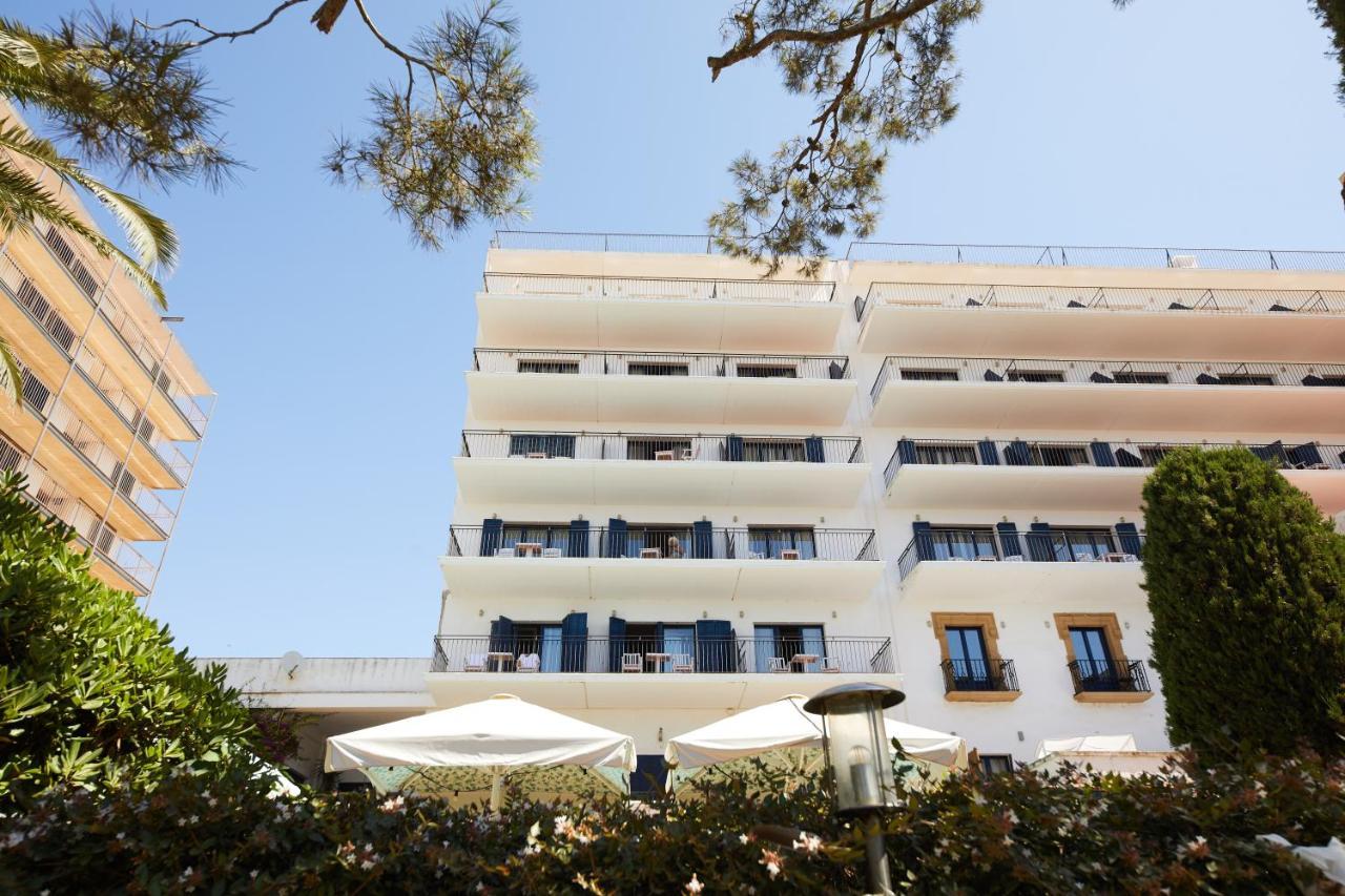 Hotel Trias Palamos Bagian luar foto